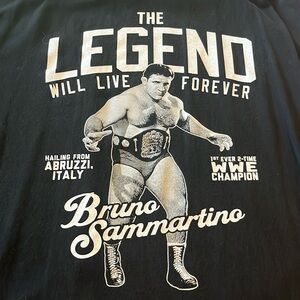 WWE Hall of Famer Bruno Sammartino 2XL Shirt